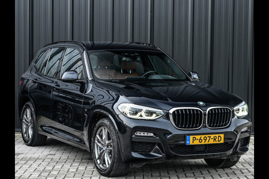 BMW X3 xDrive30d High Executive · M-Sport Pro · Comfort access · Head-up · Adaptive cruise · Stuurverwarming · Stoelverwarming · Bmw la