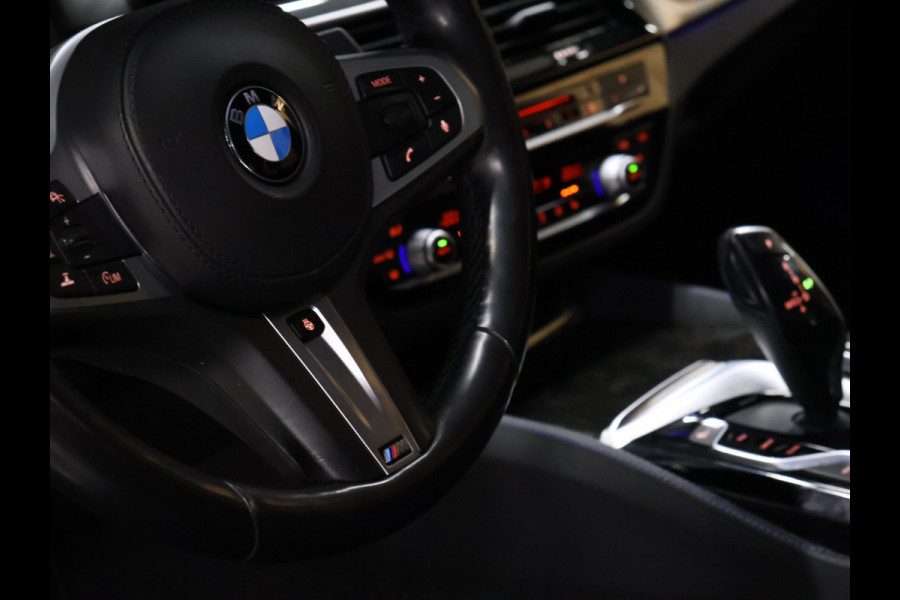 BMW 5 Serie 530e iPerformance High Executive M Sport [ADAPTIVE CRUISE CONTROL, APPLE CARPLAY, HUD, PDC V+A, STUURVERWARMING, STOELVERWARMING, ELEKTRISCHE ACHTERKLEP, NIEUWSTAAT]