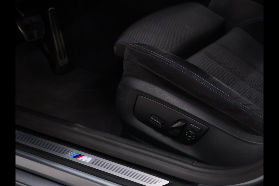 BMW 5 Serie 530e iPerformance High Executive M Sport [ADAPTIVE CRUISE CONTROL, APPLE CARPLAY, HUD, PDC V+A, STUURVERWARMING, STOELVERWARMING, ELEKTRISCHE ACHTERKLEP, NIEUWSTAAT]
