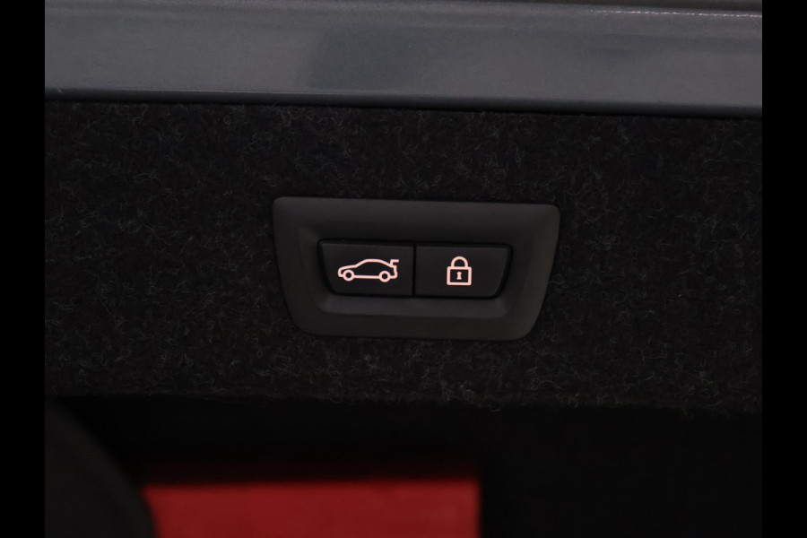 BMW 5 Serie 530e iPerformance High Executive M Sport [ADAPTIVE CRUISE CONTROL, APPLE CARPLAY, HUD, PDC V+A, STUURVERWARMING, STOELVERWARMING, ELEKTRISCHE ACHTERKLEP, NIEUWSTAAT]