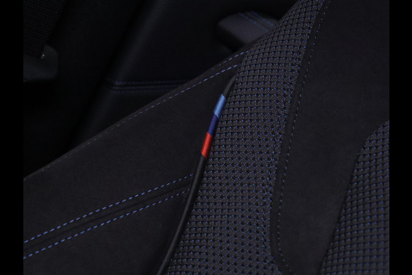 BMW 5 Serie 530e iPerformance High Executive M Sport [ADAPTIVE CRUISE CONTROL, APPLE CARPLAY, HUD, PDC V+A, STUURVERWARMING, STOELVERWARMING, ELEKTRISCHE ACHTERKLEP, NIEUWSTAAT]