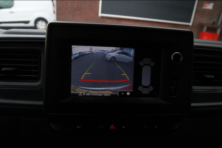 Renault Master T33 2.3 dCi 135PK L2H2 Work Edition / Camera / Navi / 3 zits / Cruise