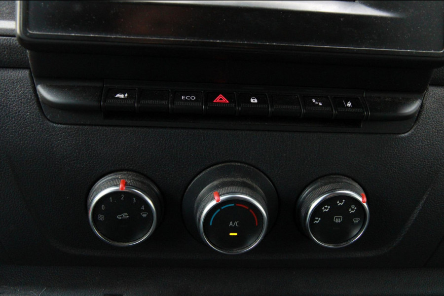 Renault Master T33 2.3 dCi 135PK L2H2 Work Edition / Camera / Navi / 3 zits / Cruise