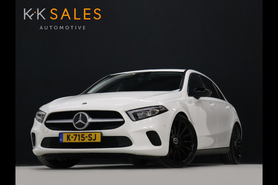 Mercedes-Benz A-Klasse 160 Business Solution [CRUISE CONTROL, APPLE CARPLAY, ACHTERUITRIJCAMERA, PDC V+A, LANE ASSIST, STOELVERWARMING, AUTOMATISCHE AIRCO, LICHTMETALEN VELGEN, NIEUWSTAAT]