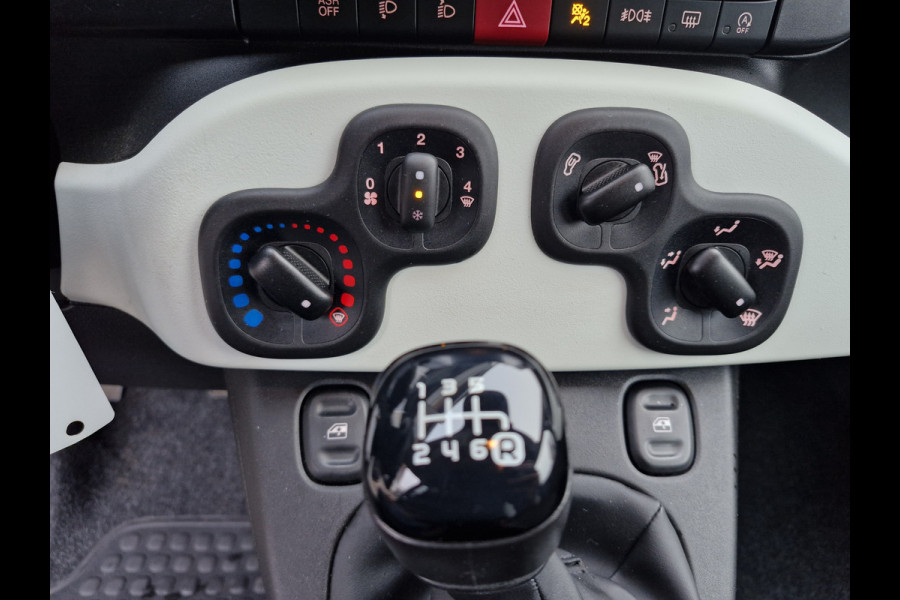 Fiat Panda 1.0 Hybrid Cross Pandina