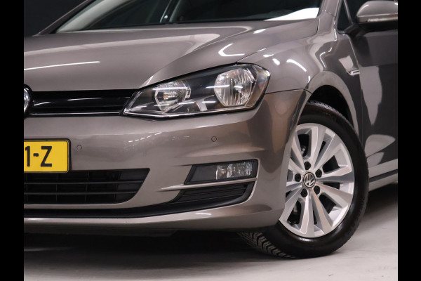 Volkswagen Golf 1.0 TSI Comfortline [TREKHAAK, CRUISE CONTROL, BLUETOOTH TELEFOON, PDC V+A, AUTOMATISCHE AIRCO, NAVIGATIE, LICHTMETALEN VELGEN, NIEUWSTAAT]