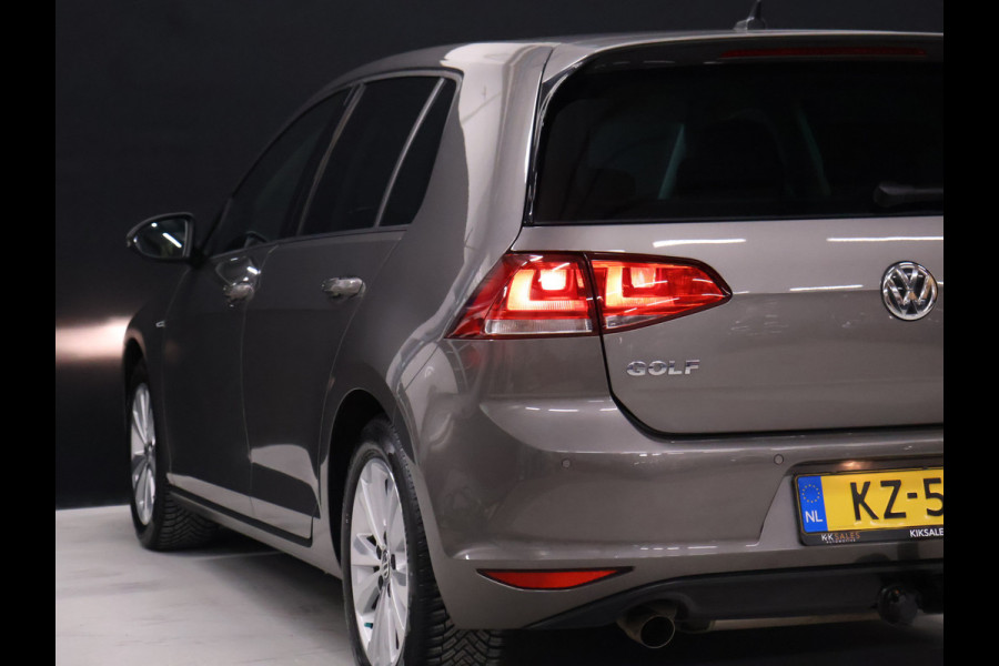 Volkswagen Golf 1.0 TSI Comfortline [TREKHAAK, CRUISE CONTROL, BLUETOOTH TELEFOON, PDC V+A, AUTOMATISCHE AIRCO, NAVIGATIE, LICHTMETALEN VELGEN, NIEUWSTAAT]