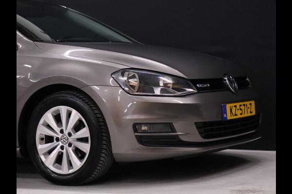 Volkswagen Golf 1.0 TSI Comfortline [TREKHAAK, CRUISE CONTROL, BLUETOOTH TELEFOON, PDC V+A, AUTOMATISCHE AIRCO, NAVIGATIE, LICHTMETALEN VELGEN, NIEUWSTAAT]