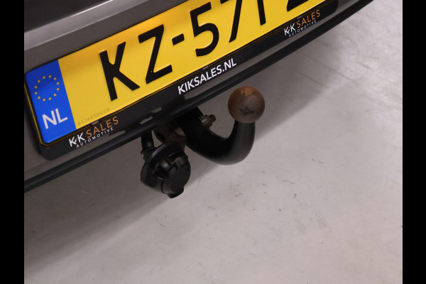 Volkswagen Golf 1.0 TSI Comfortline [TREKHAAK, CRUISE CONTROL, BLUETOOTH TELEFOON, PDC V+A, AUTOMATISCHE AIRCO, NAVIGATIE, LICHTMETALEN VELGEN, NIEUWSTAAT]