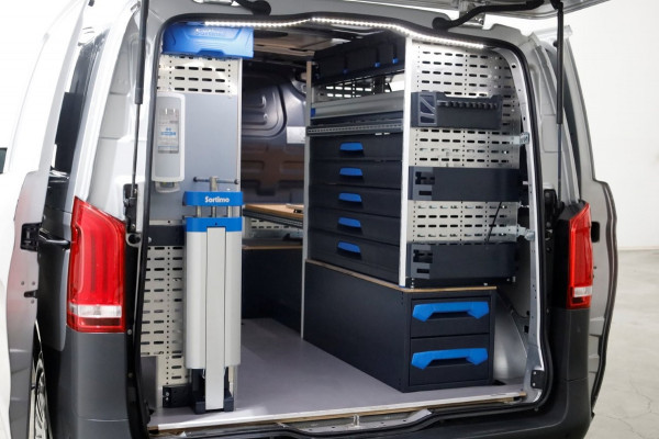 Mercedes-Benz Vito 114 CDI 136pk Compact 9G Automaat 2x Schuifdeur/LED/Camera/Inrichting 08-2022