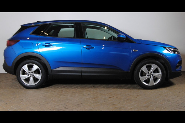 Opel Grandland X 1.2 Turbo Bus. Ex. || Apple Carplay! || Trekhaak afneembaar