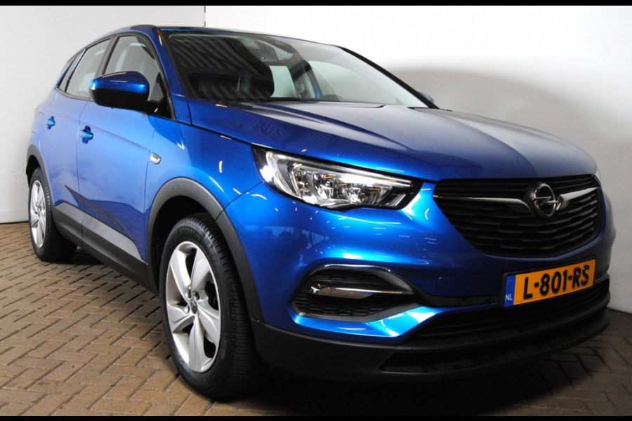 Opel Grandland X 1.2 Turbo Bus. Ex. || Apple Carplay! || Trekhaak afneembaar