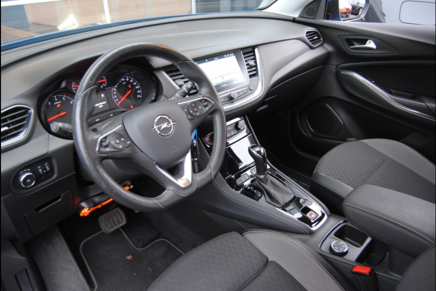 Opel Grandland X 1.2 Turbo Bus. Ex. || Apple Carplay! || Trekhaak afneembaar