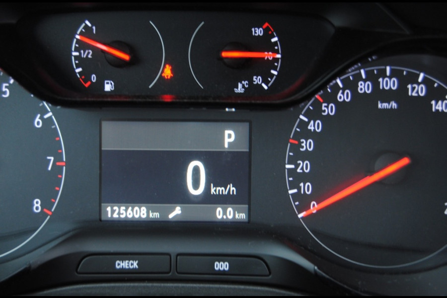 Opel Grandland X 1.2 Turbo Bus. Ex. || Apple Carplay! || Trekhaak afneembaar