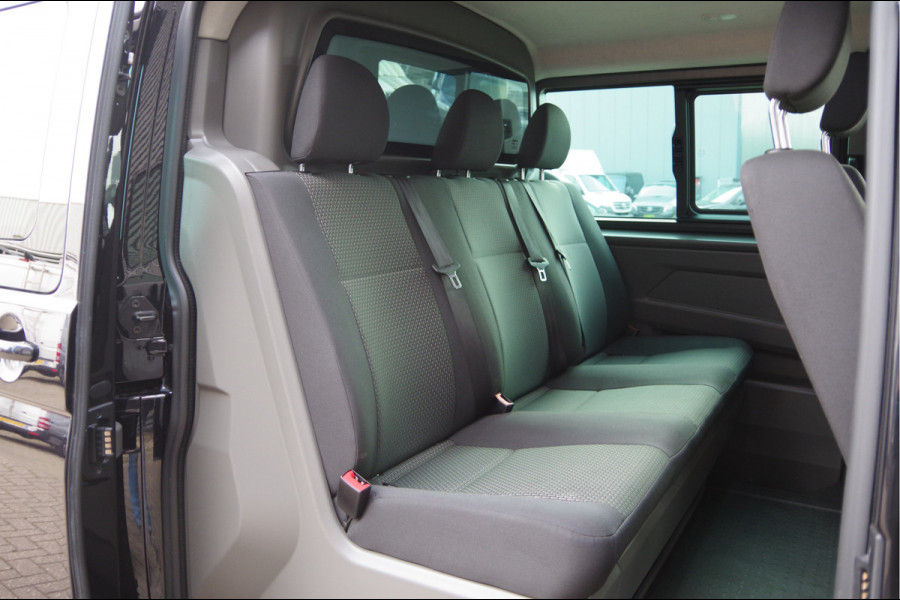 Volkswagen Transporter 2.0 TDI L2 150PK AUT. DC-5P, LED, 2X SCHUIFDEUR, TREKHAAK, NAVI, CRUISE, LEDER STUUR, PARKEERSENSOREN, MISTLAMPEN, DUBBELE CABIN