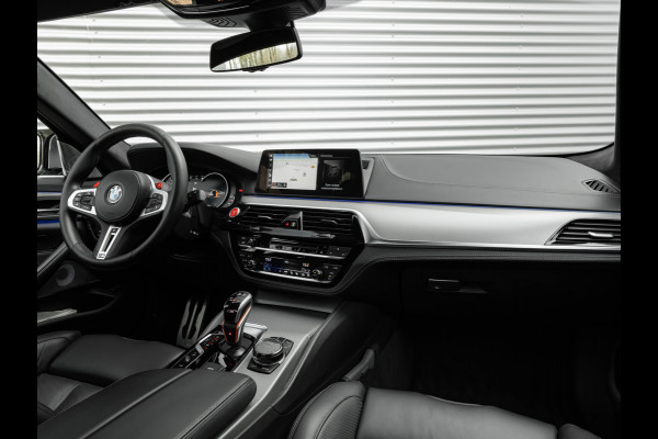 BMW 5 Serie M5 - Individual ''Pure Metal Silver'' - Carbon Brakes - Bowers & Wilkins