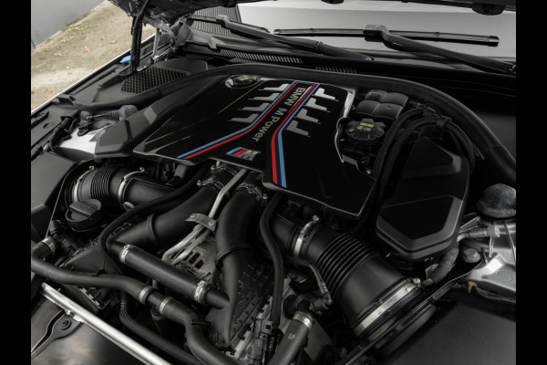 BMW 5 Serie M5 - Individual ''Pure Metal Silver'' - Carbon Brakes - Bowers & Wilkins