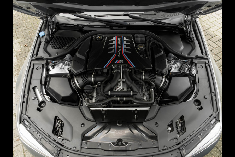 BMW 5 Serie M5 - Individual ''Pure Metal Silver'' - Carbon Brakes - Bowers & Wilkins