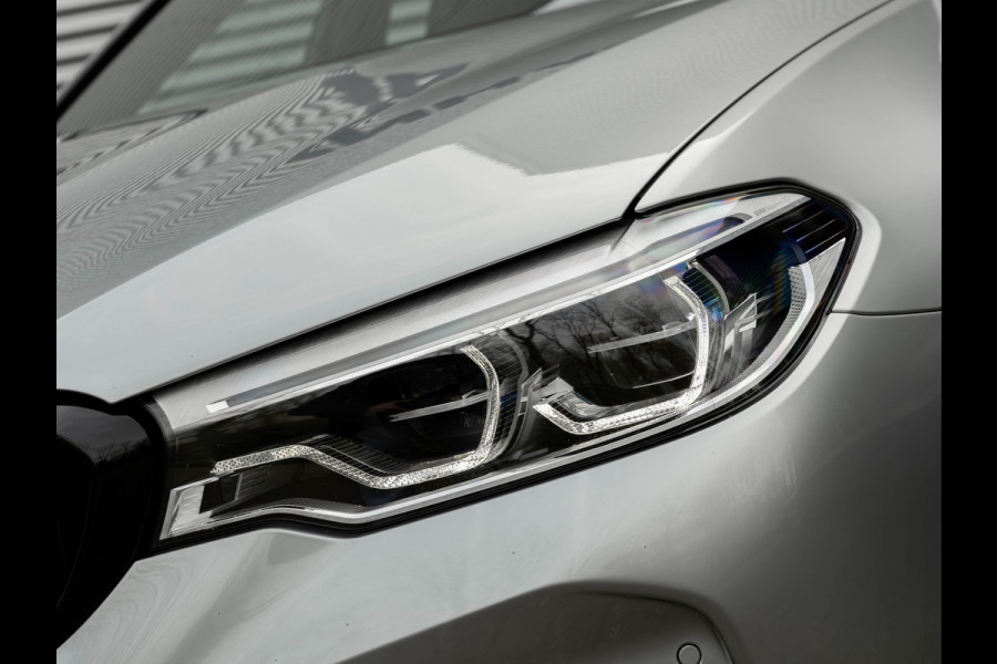 BMW 5 Serie M5 - Individual ''Pure Metal Silver'' - Carbon Brakes - Bowers & Wilkins