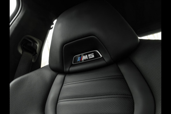 BMW 5 Serie M5 - Individual ''Pure Metal Silver'' - Carbon Brakes - Bowers & Wilkins