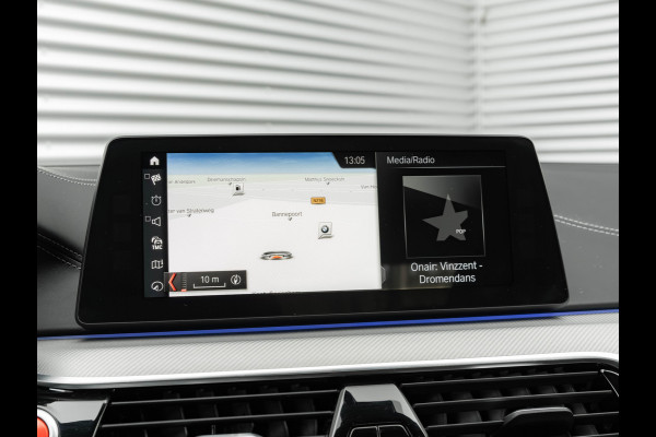 BMW 5 Serie M5 - Individual ''Pure Metal Silver'' - Carbon Brakes - Bowers & Wilkins