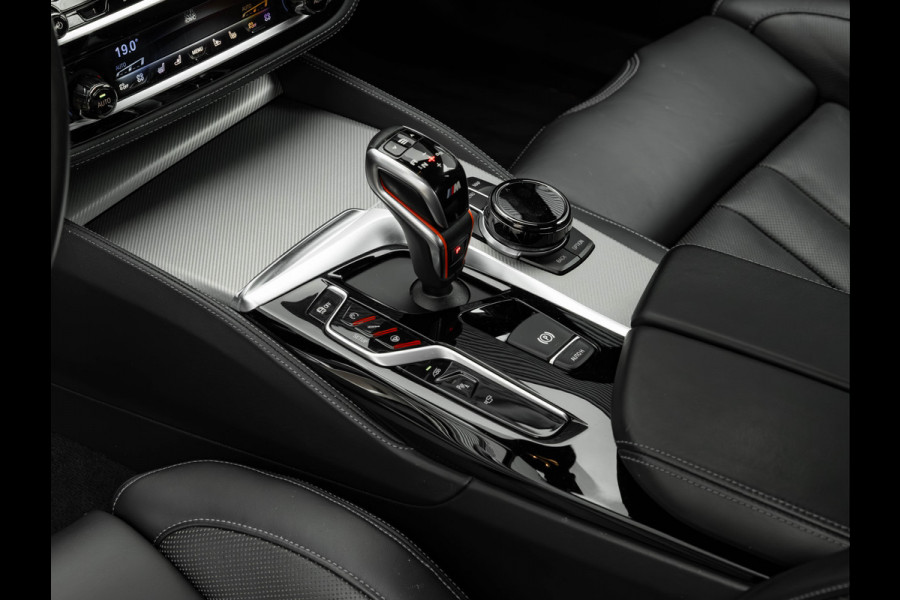 BMW 5 Serie M5 - Individual ''Pure Metal Silver'' - Carbon Brakes - Bowers & Wilkins