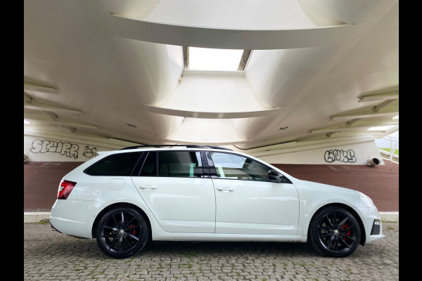 Škoda Octavia Combi 2.0 TSI RS 245 Business Panorama