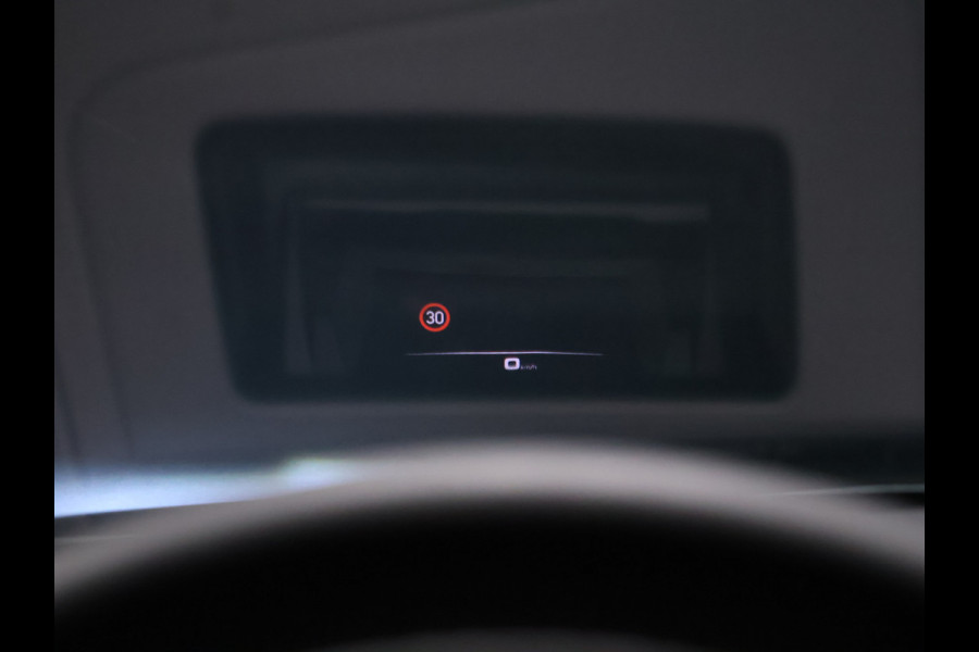 Porsche Cayenne Coupé 3.0 E-Hybrid [ADAPTIVE SPORT SEAT PLUS, LUCHTVERING, SPORT CHRONO, MEMORY SEATS, APPLE CARPLAY, ADAPTIVE CRUISE CONTROL, BOSE, HUD, 360 CAMERA, PDC V+A, STOELVERWARMING, ELEKTRISCHE ACHTERKLEP, NIEUWSTAAT