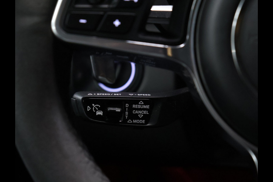 Porsche Cayenne Coupé 3.0 E-Hybrid [ADAPTIVE SPORT SEAT PLUS, LUCHTVERING, SPORT CHRONO, MEMORY SEATS, APPLE CARPLAY, ADAPTIVE CRUISE CONTROL, BOSE, HUD, 360 CAMERA, PDC V+A, STOELVERWARMING, ELEKTRISCHE ACHTERKLEP, NIEUWSTAAT