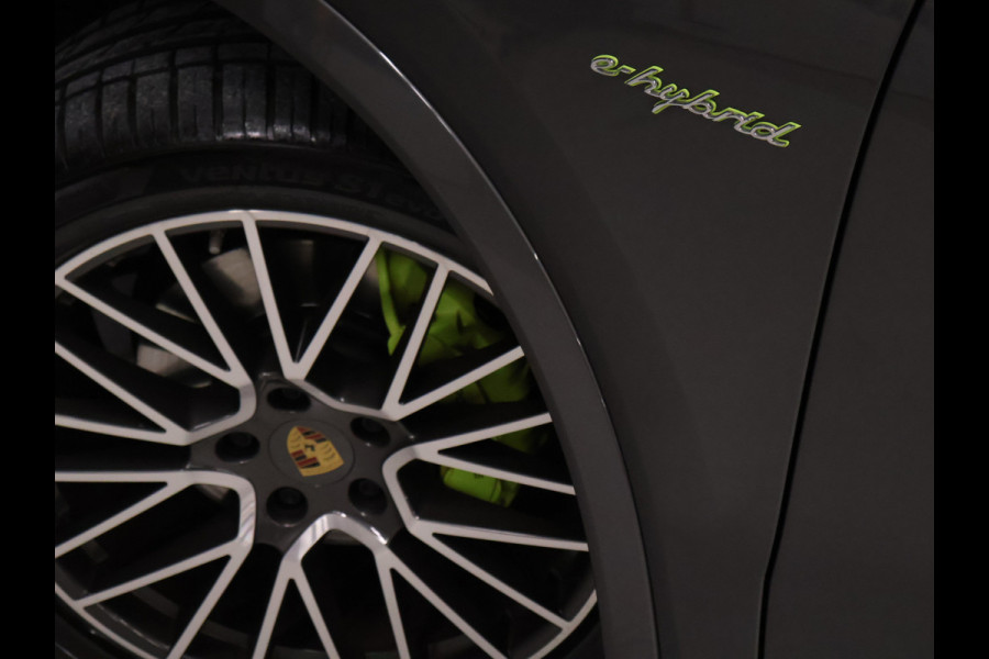 Porsche Cayenne Coupé 3.0 E-Hybrid [ADAPTIVE SPORT SEAT PLUS, LUCHTVERING, SPORT CHRONO, MEMORY SEATS, APPLE CARPLAY, ADAPTIVE CRUISE CONTROL, BOSE, HUD, 360 CAMERA, PDC V+A, STOELVERWARMING, ELEKTRISCHE ACHTERKLEP, NIEUWSTAAT