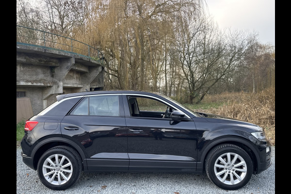 Volkswagen T-Roc TSI 150PK DSG STYLE CARPLAY/ACC/PDC