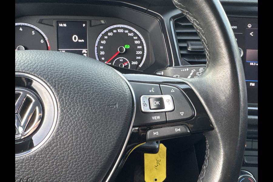 Volkswagen T-Roc TSI 150PK DSG STYLE CARPLAY/ACC/PDC