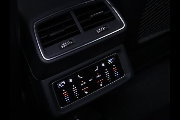 Audi e-tron 55 quattro Business edition Plus 95 kWh [LUCHTVERING, SCHUIFDAK, APPLE CARPLAY, VERWARMDE ACHTERBANK, CAMERA, NIEUWSTAAT]