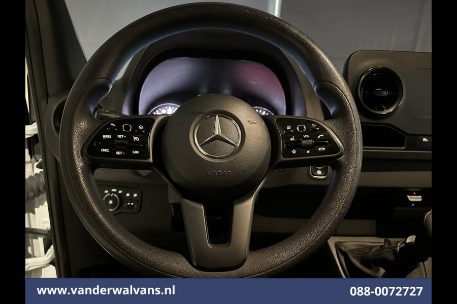 Mercedes-Benz Sprinter 317 CDI 170pk L3H2 Euro6 Airco | 360 graden Camera | Apple Carplay | Cruisecontrol Android Auto, Stoelverwarming, Chauffeursstoel, Parkeersensoren, Bijrijdersbank