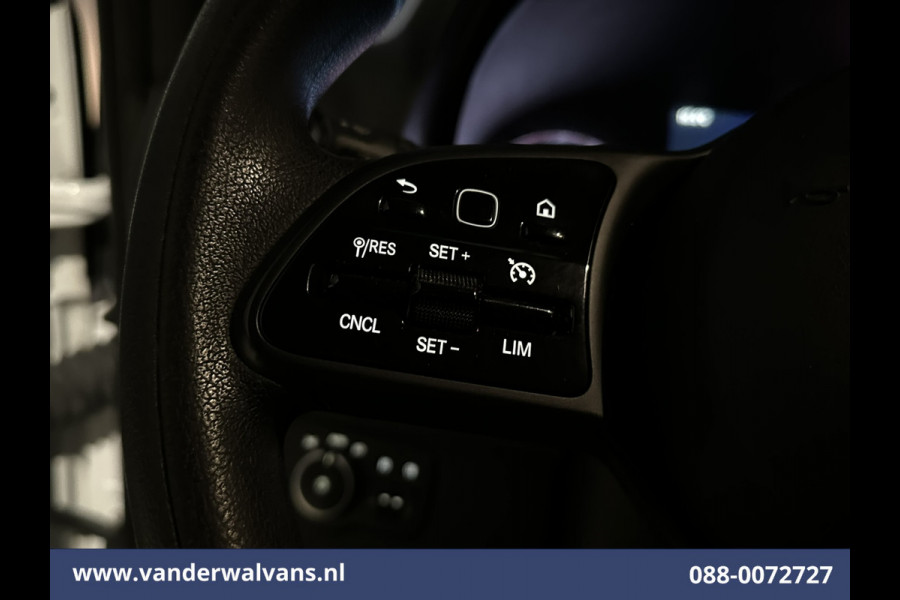 Mercedes-Benz Sprinter 317 CDI 170pk L3H2 Euro6 Airco | 360 graden Camera | Apple Carplay | Cruisecontrol Android Auto, Stoelverwarming, Chauffeursstoel, Parkeersensoren, Bijrijdersbank
