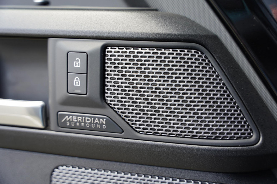 Land Rover Defender 110 P 525 V8 Carpathian Edition CHRISTMAS PRESENT