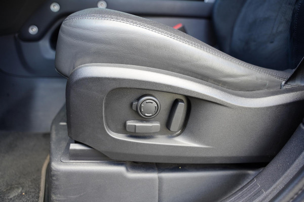 Land Rover Defender 110 P 525 V8 Carpathian Edition CHRISTMAS PRESENT