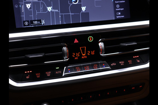 BMW 3-serie 330e eDrive Sport [TREKHAAK, CRUISE CONTROL, APPLE CARPLAY, ANDROID AUTO, ACHTERUITRIJCAMERA, PDC V+A, STOELVERWARMING, AUTOMATISCHE AIRCO, BMW LED, NIEUWSTAAT]