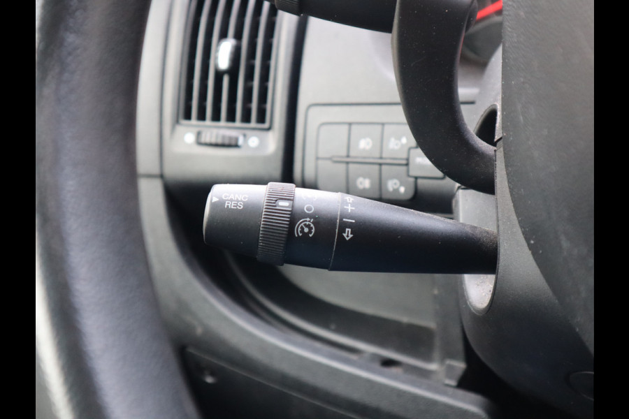 Peugeot Boxer 2.0 BlueHDI 131pk Euro 6 L2H2 - Cruise - Navi - Trekhaak 2,5t KG