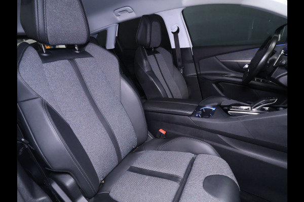 Peugeot 3008 1.2 PureTech Allure RIEM VERV. [TREKHAAK, MEMORY SEATS, CRUISE CONTROL, APPLE CARPLAY, ANDROID AUTO, ACHTERUITRIJCAMERA, PDC V+A, STOELVERWARMING, ELEKTRISCHE ACHTERKLEP, NIEUWSTAAT]