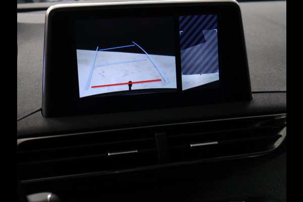 Peugeot 3008 1.2 PureTech Allure RIEM VERV. [TREKHAAK, MEMORY SEATS, CRUISE CONTROL, APPLE CARPLAY, ANDROID AUTO, ACHTERUITRIJCAMERA, PDC V+A, STOELVERWARMING, ELEKTRISCHE ACHTERKLEP, NIEUWSTAAT]