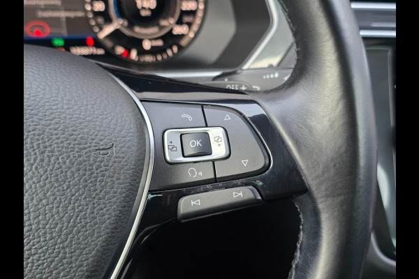 Volkswagen Tiguan 2.0 TSI 4Motion R-Line Pano | 360° Camera | Trekhaak | Elektr. Achterklep
