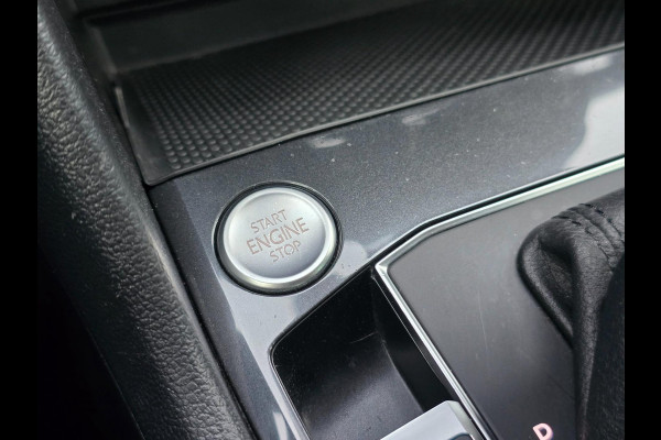 Volkswagen Tiguan 2.0 TSI 4Motion R-Line Pano | 360° Camera | Trekhaak | Elektr. Achterklep