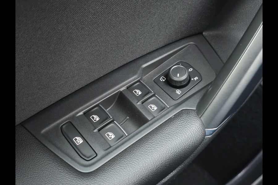 Volkswagen Tiguan 2.0 TSI 4Motion R-Line Pano | 360° Camera | Trekhaak | Elektr. Achterklep