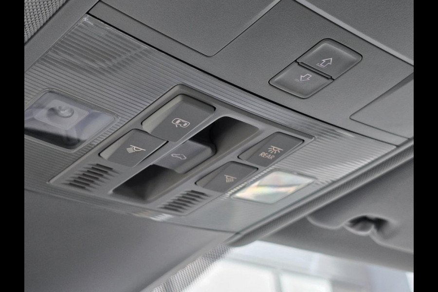 Volkswagen Tiguan 2.0 TSI 4Motion R-Line Pano | 360° Camera | Trekhaak | Elektr. Achterklep