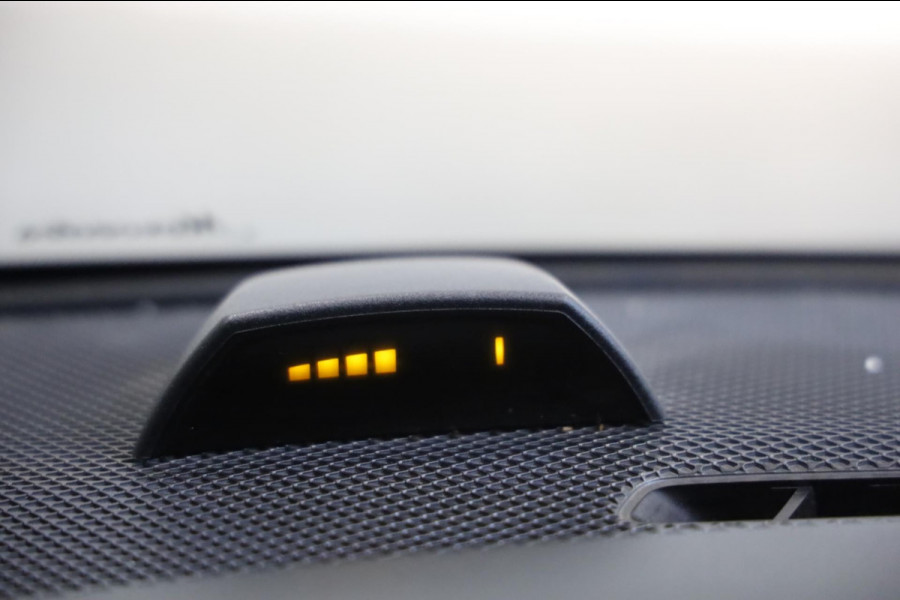 Mercedes-Benz Vito 116 CDI LANG AUTOMAAT CLIMA/AIRCO CRYUSE CAMERA TREKHAAK NAVI PDC v+a LEDER LEASE v/a €144,- pm INRUIL MOG