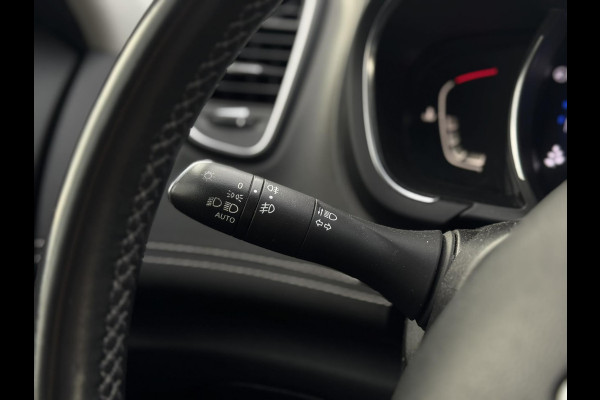 Renault Scénic 1.3 TCe Intens | Trekhaak uitkl., Navi, Carplay/Android, Camera, Head-Up, BOSE, Cruise, Climate |