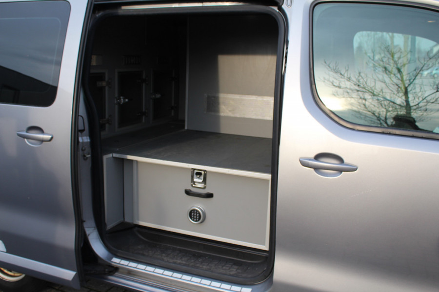 Citroën Jumpy XL 2.0 BlueHDI 180PK E6 Automaat M Club L3 -- professionele honden inrichting --