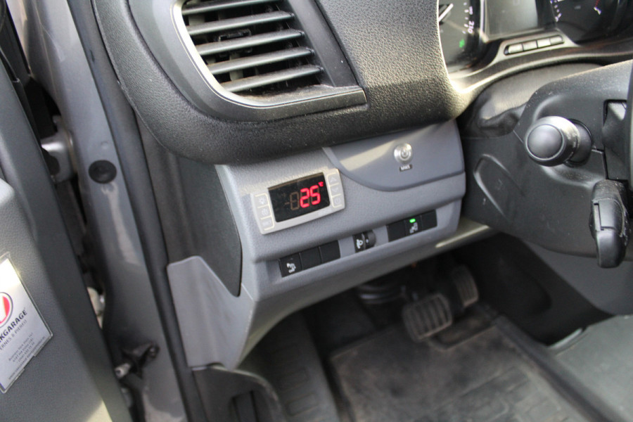 Citroën Jumpy XL 2.0 BlueHDI 180PK E6 Automaat M Club L3 -- professionele honden inrichting --