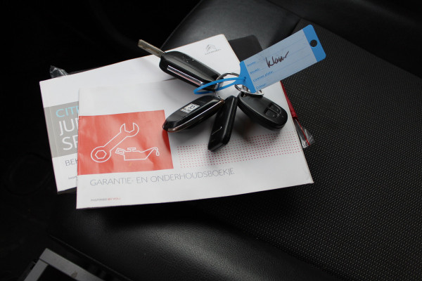 Citroën Jumpy XL 2.0 BlueHDI 180PK E6 Automaat M Club L3 -- professionele honden inrichting --